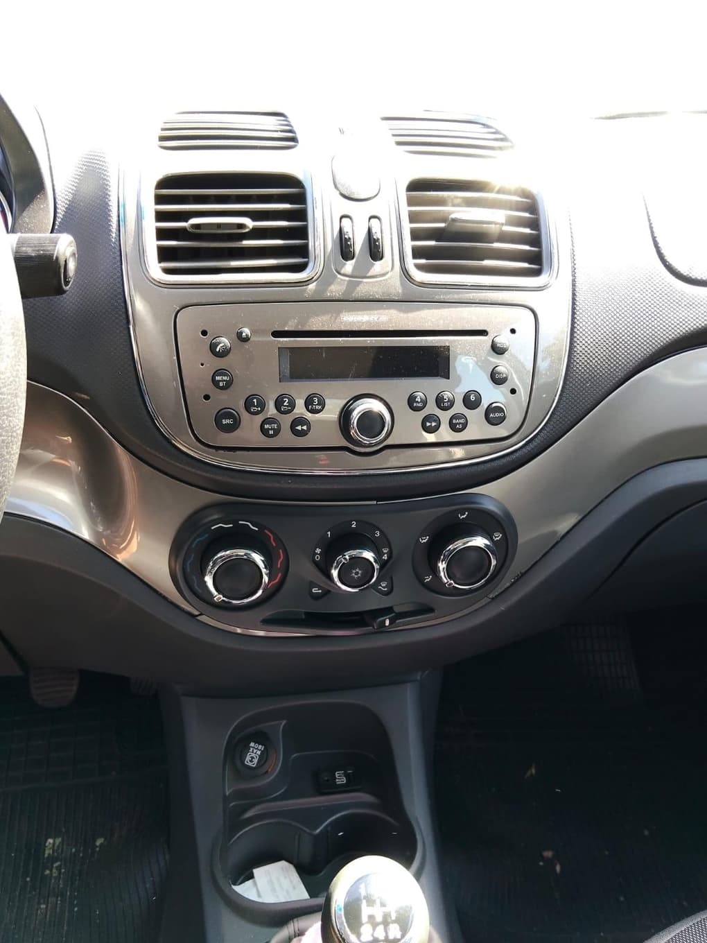 FIAT PALIO ESSENCE 1.6, 2017/2017, Placa FINAL 6 (MT),  (Ref.: LIM202600395) — foto do lote
