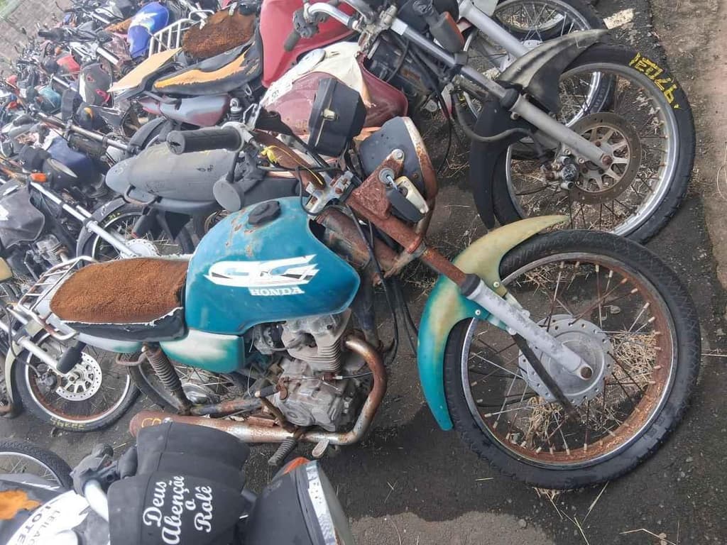 HONDA CG 125 1996 1997 Sucata Motor Servível — foto do lote