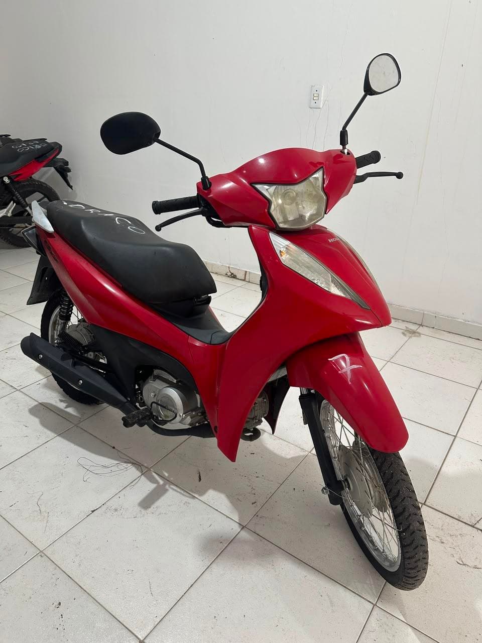 HONDA/BIZ ES VERMELHA 2025 (Veículo sem chave) — foto do lote