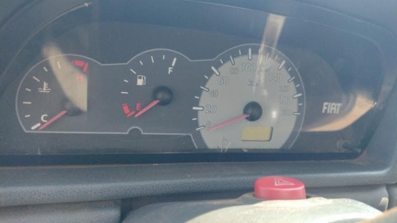 SUCATA DE FIAT UNO FLEX 1.3, 2010/2011, Placa FINAL 3 (SP),  (Ref.: 19726) — foto do lote